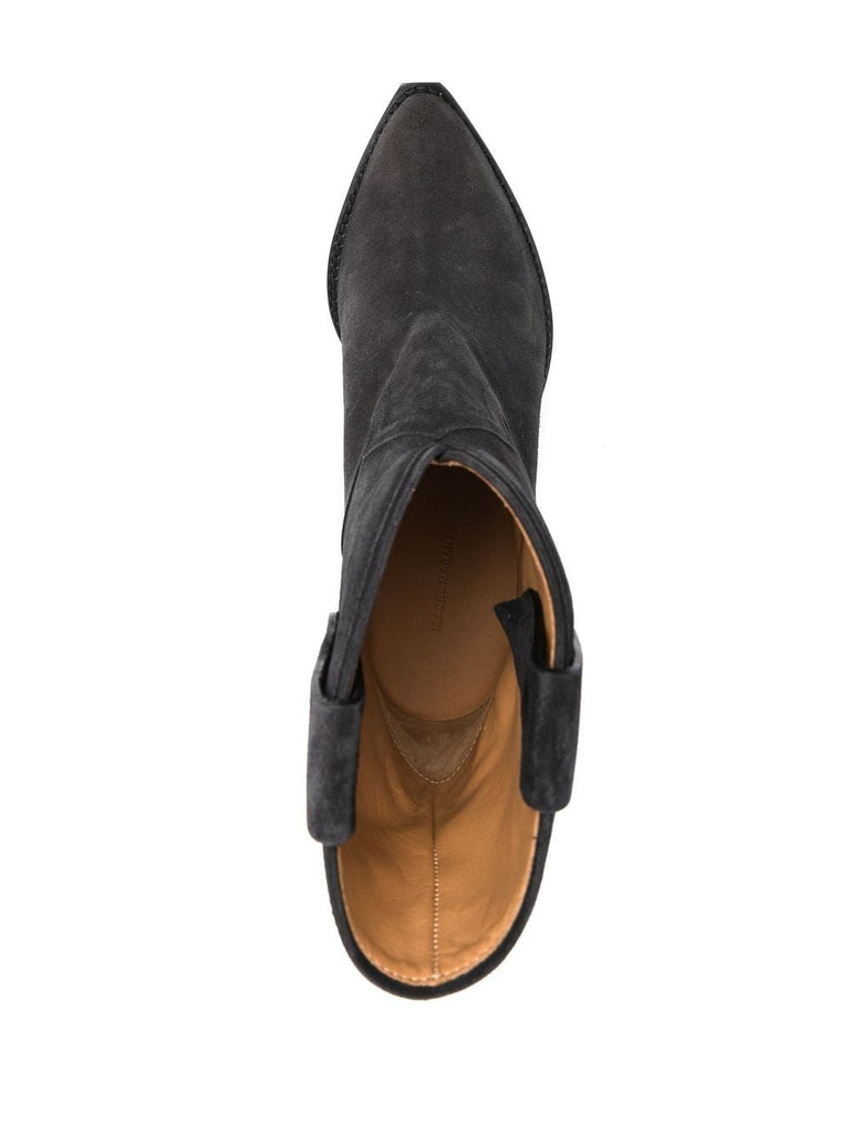 Wildlederstiefel mit spitzer Spitze