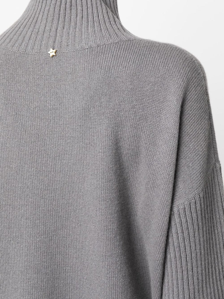 Cashmere turtleneck knitwear jumper