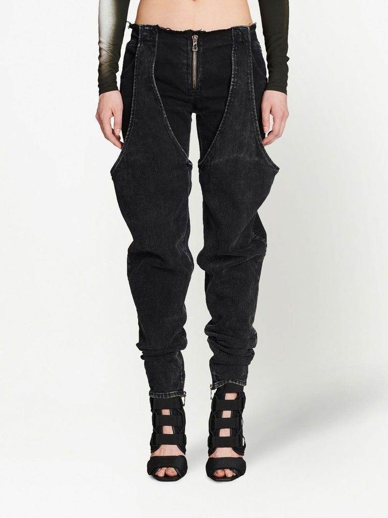 Niedrig geschnittene Jeans aus gewaschener Baumwolle