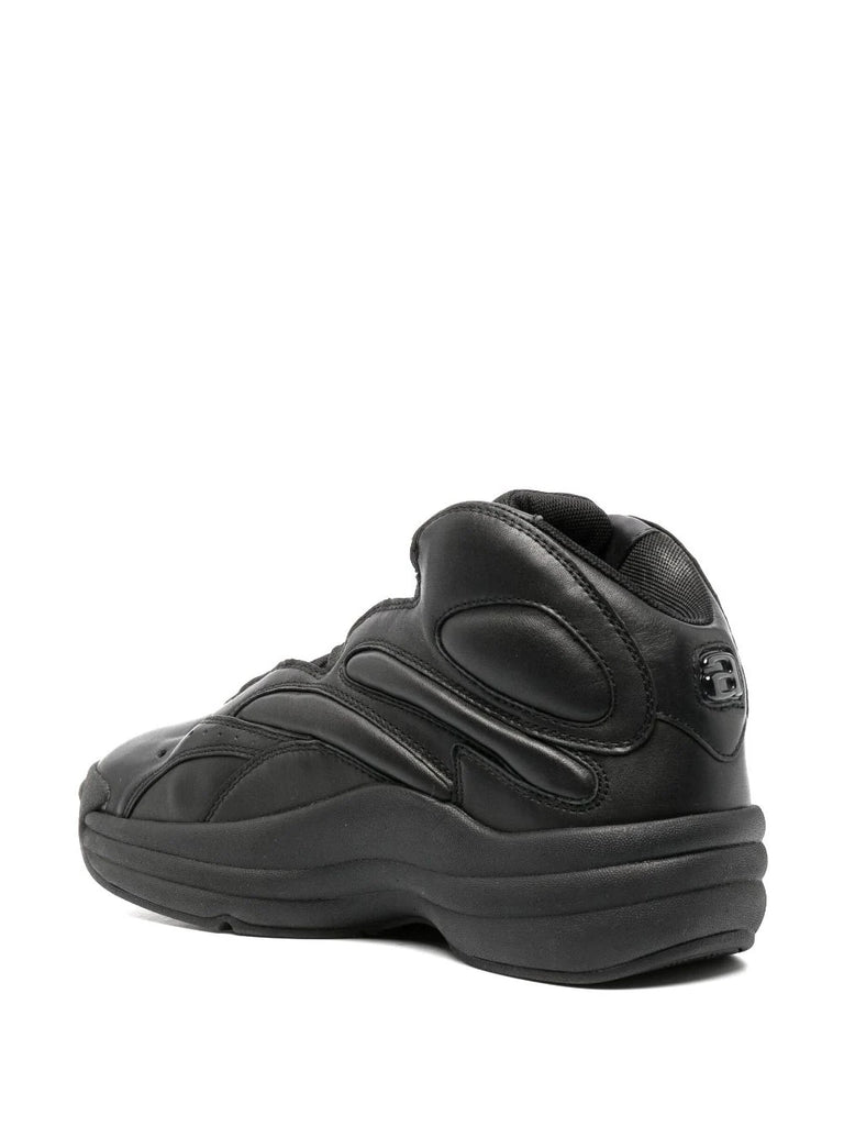 Low-Top-Sneakers mit gepolstertem Einsatz