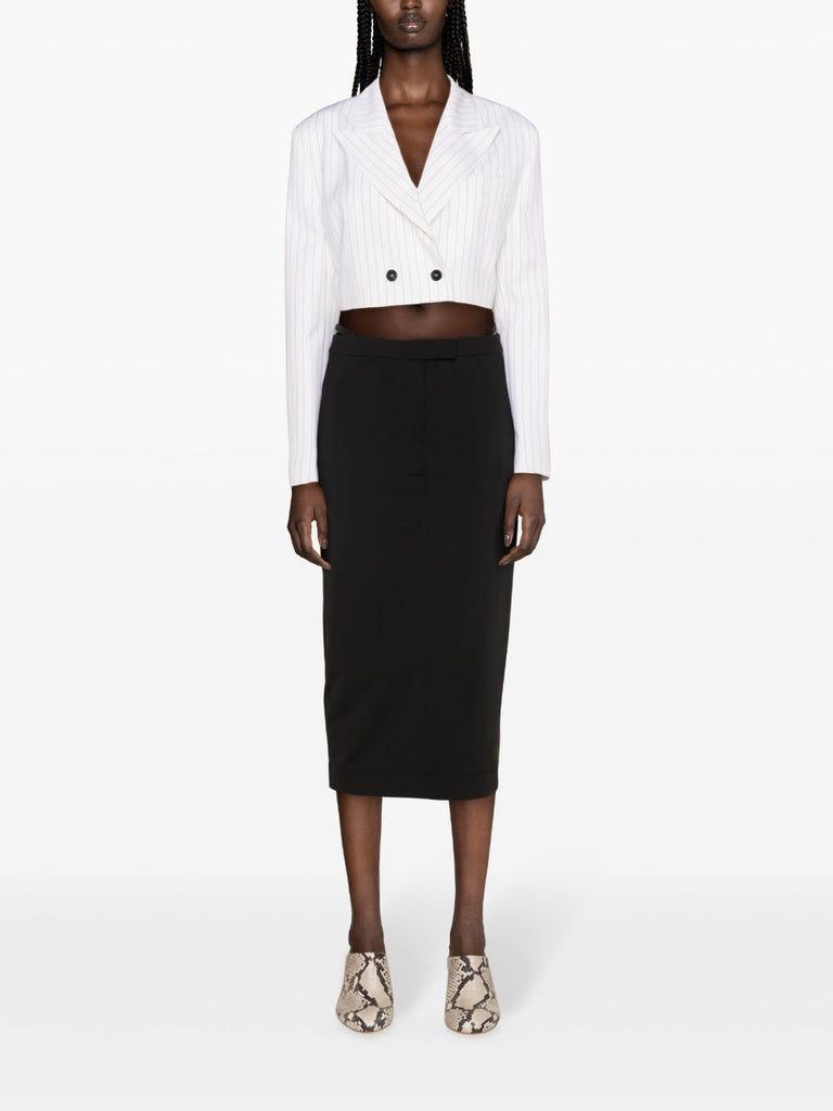 Kurzer Blazer mit Nadelstreifenmuster