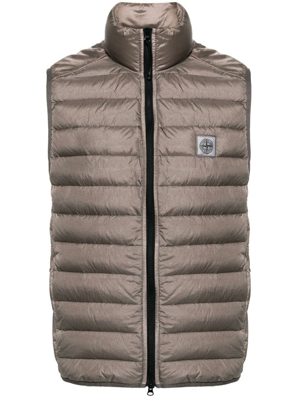 Compass-patch padded gilet