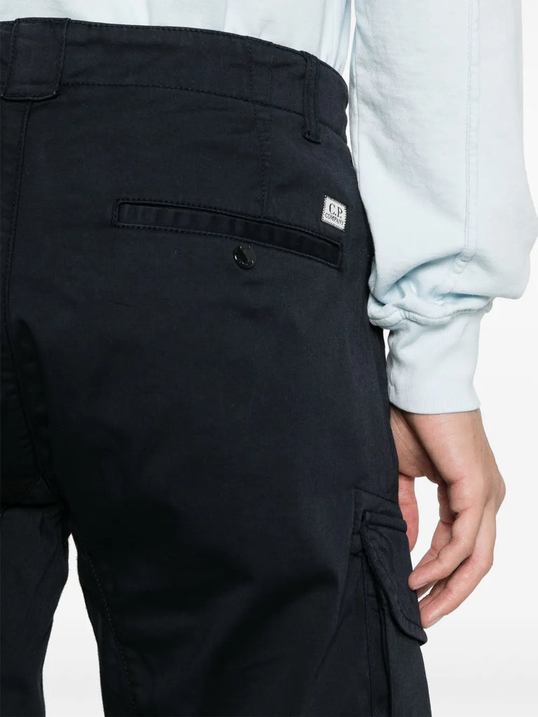 Lens-detail cargo shorts
