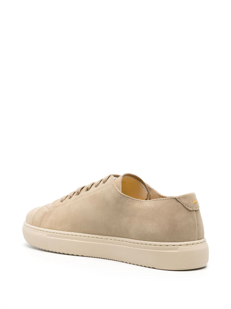 Wildleder-Sneakers mit Logoprägung