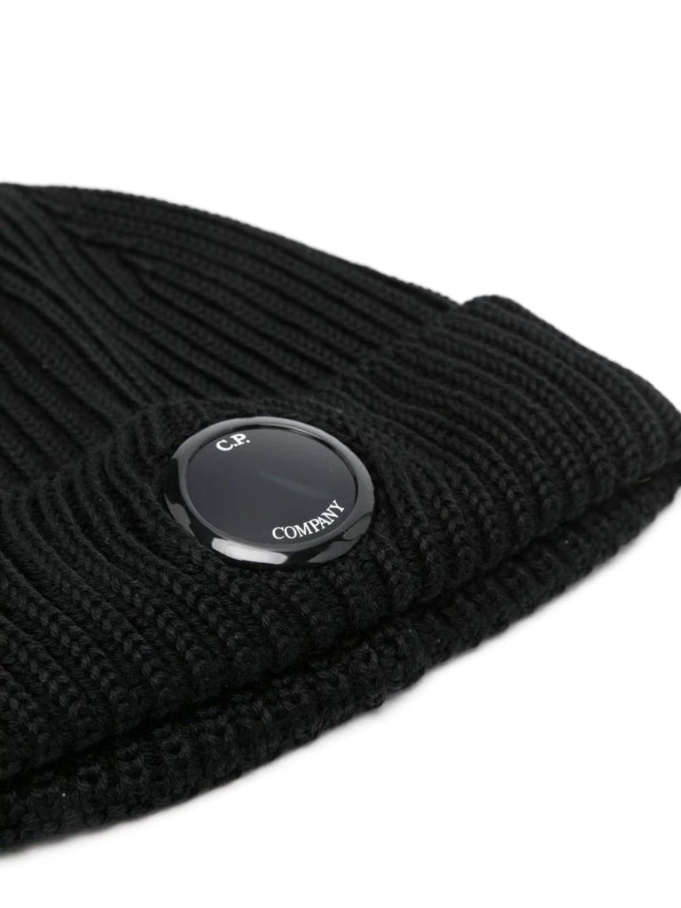 Lens detail beanie hat