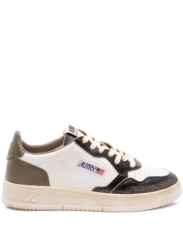 Medalist sneakers