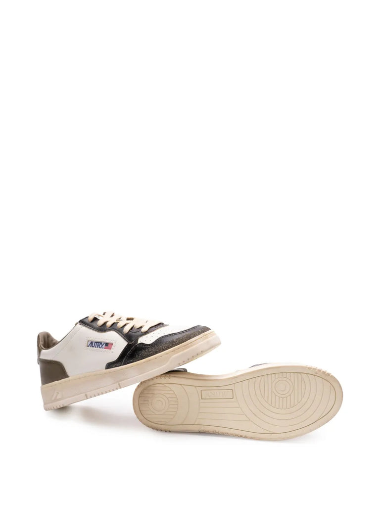 Medalist sneakers
