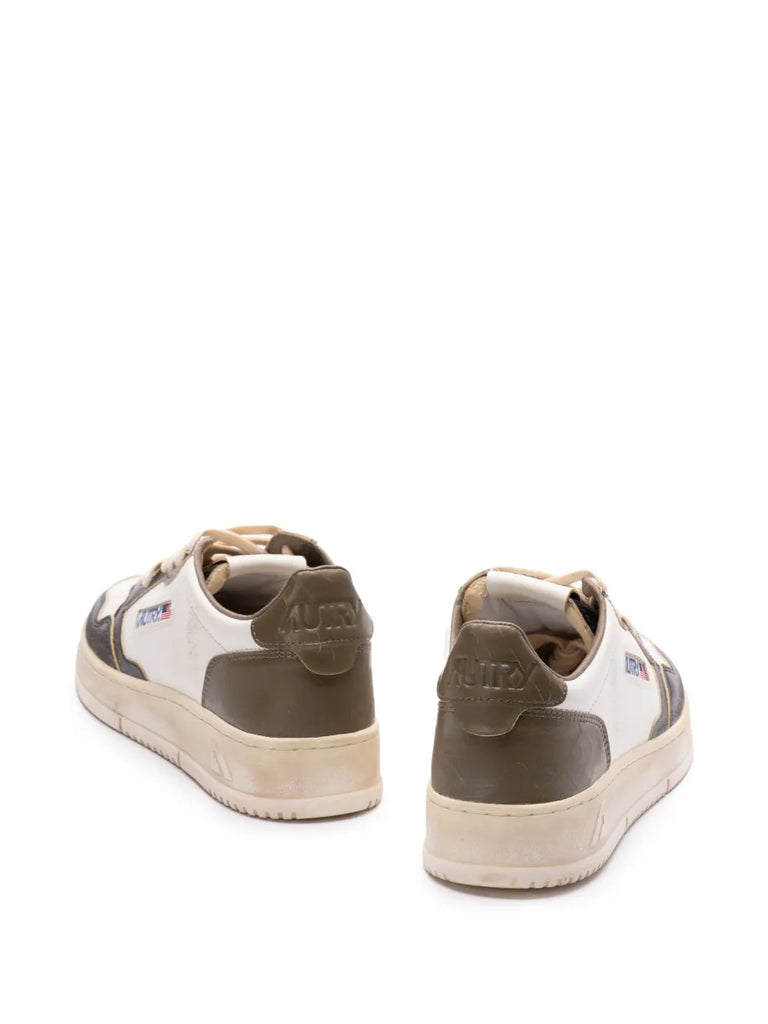 Medalist sneakers