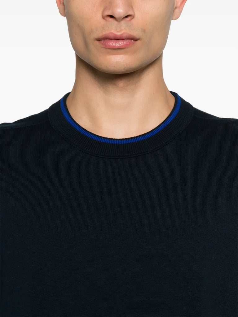 Pullover mit Kompass-Aufnäher