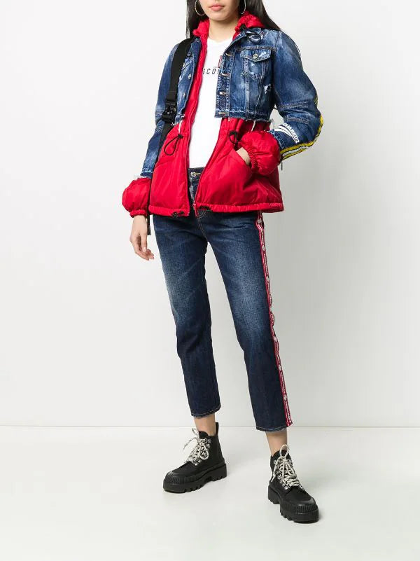 Cropped-Jeans aus Denim mit Logo-Tape