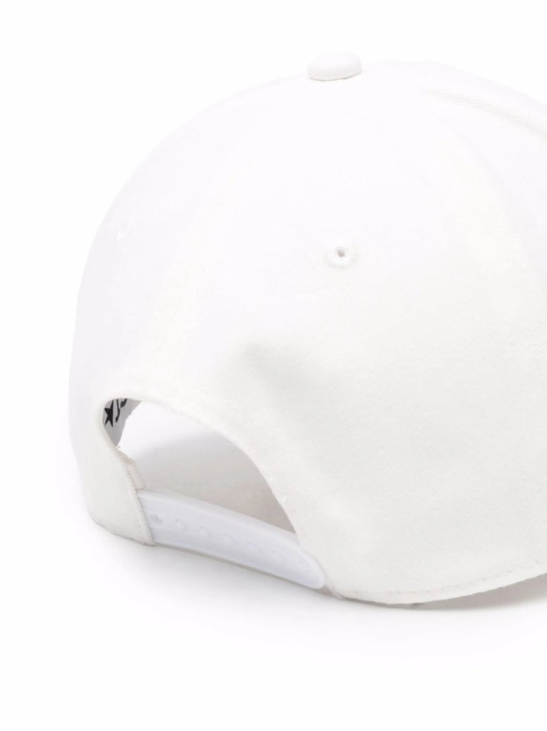 embroidered-star baseball cap