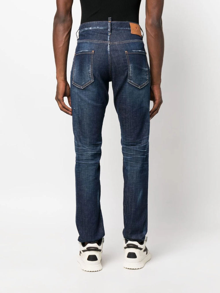 schmal geschnittene Jeans aus Stretch-Baumwolle 