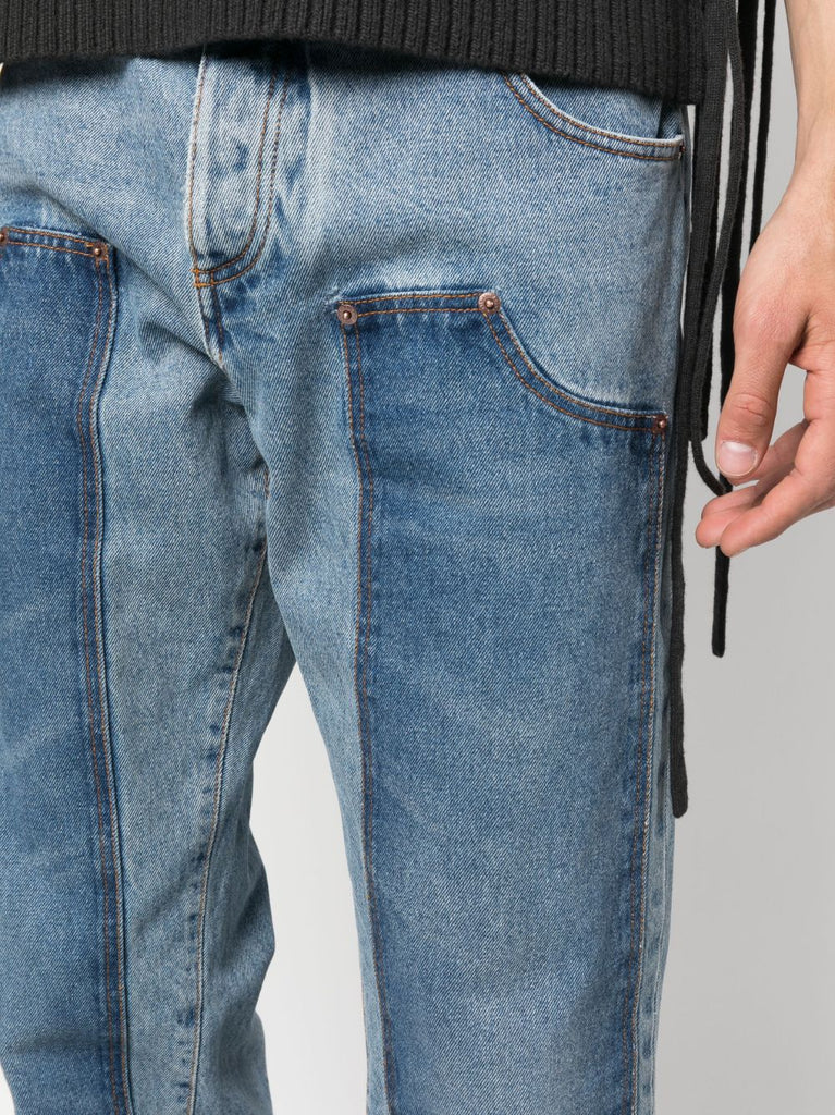 Gerade geschnittene Jeans aus Hybrid-Denim mit Einsätzen 
