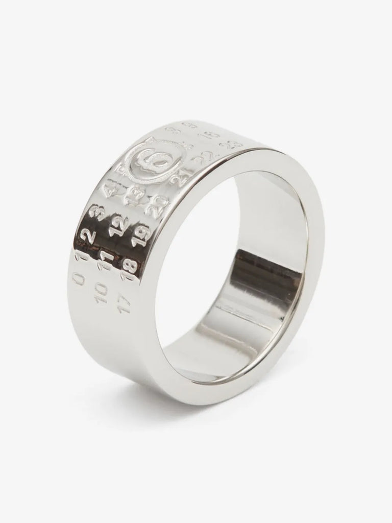 Numeric engraved polished ring