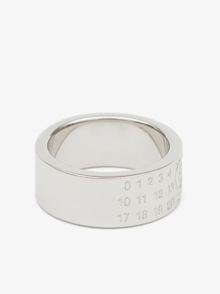 Numeric engraved polished ring