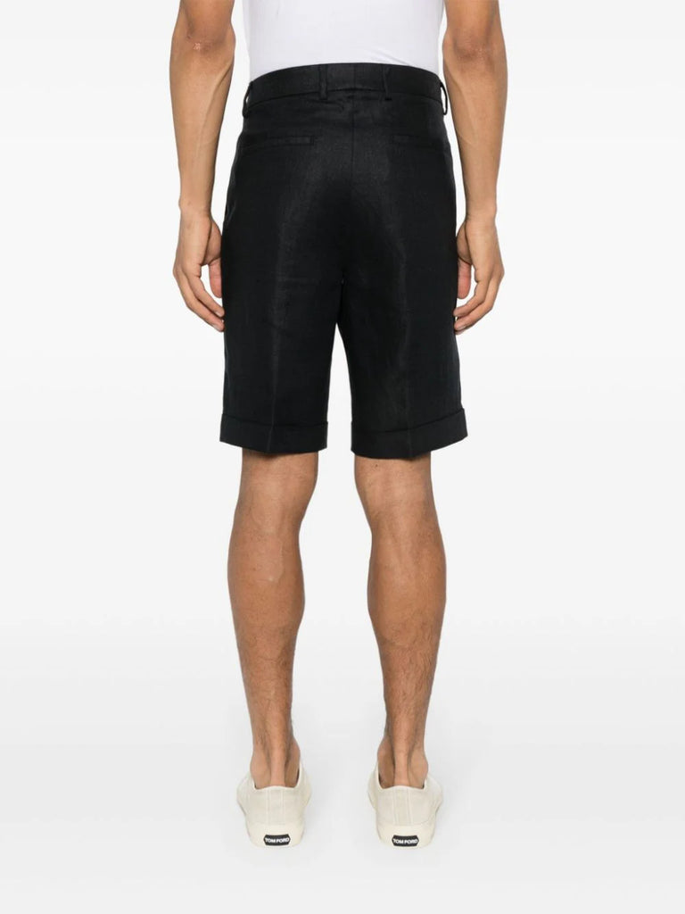 Leinenshorts mit Bügelfalten 