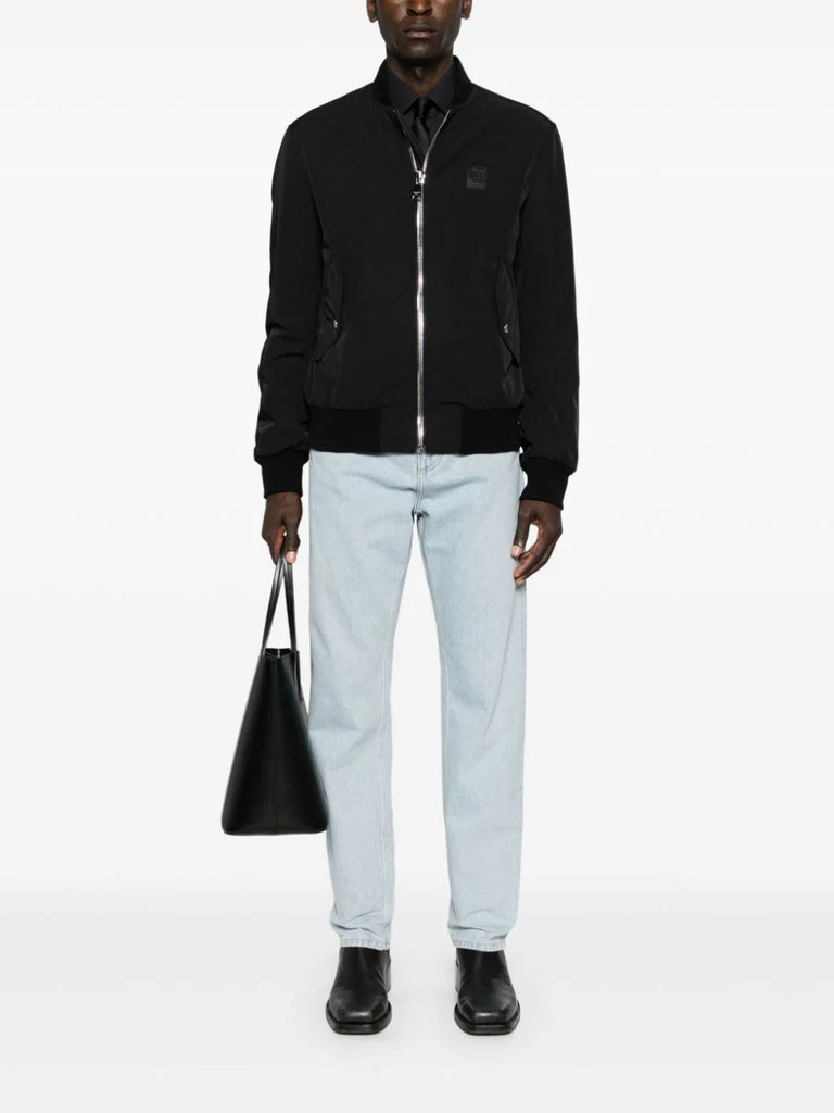 Gerade Jeans mit mittelhohem Bund 