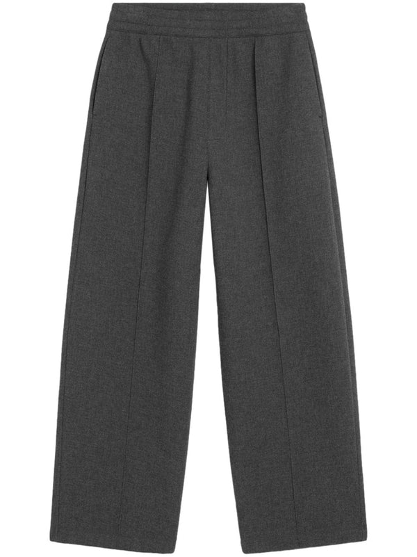 pleated trousers