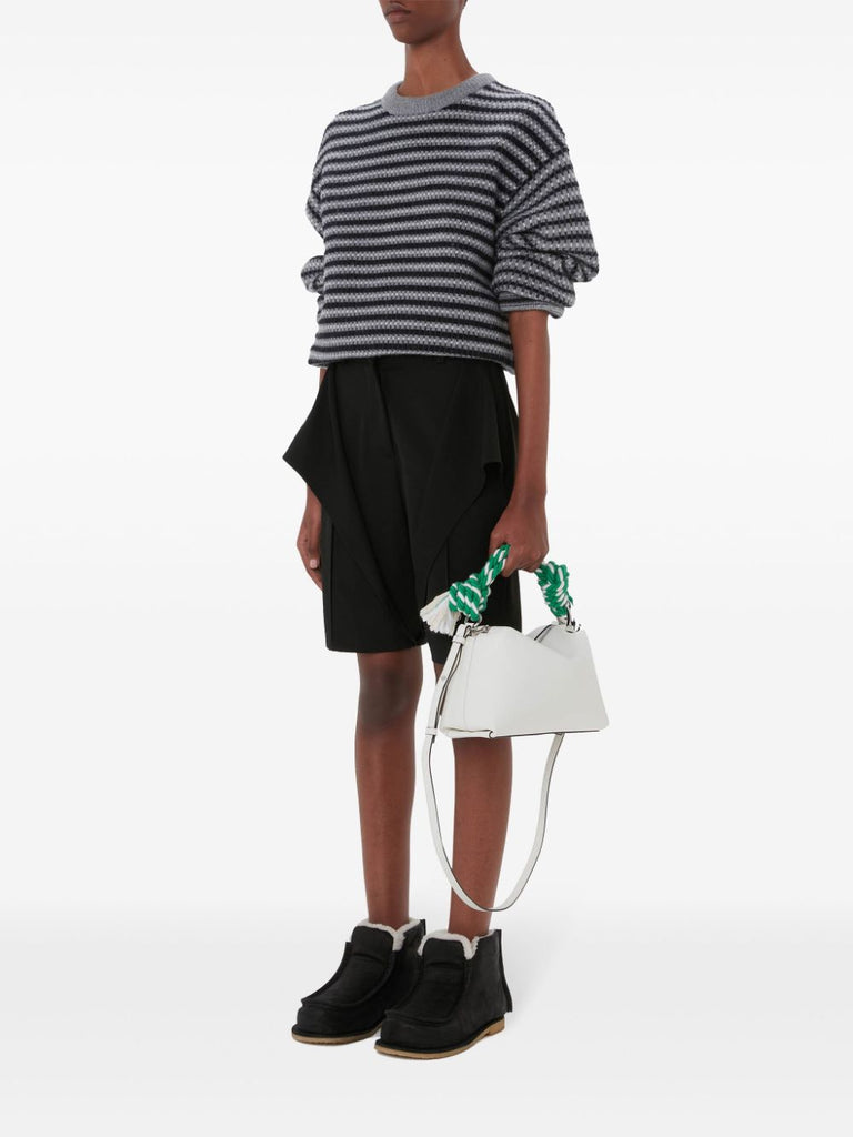 Corner crossbody bag