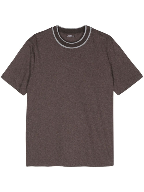 contrasting-collar T-shirt