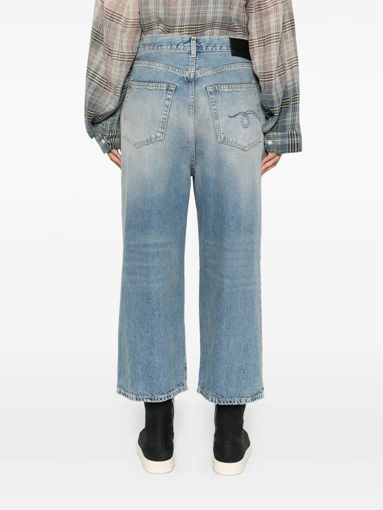 wide-leg cropped jeans