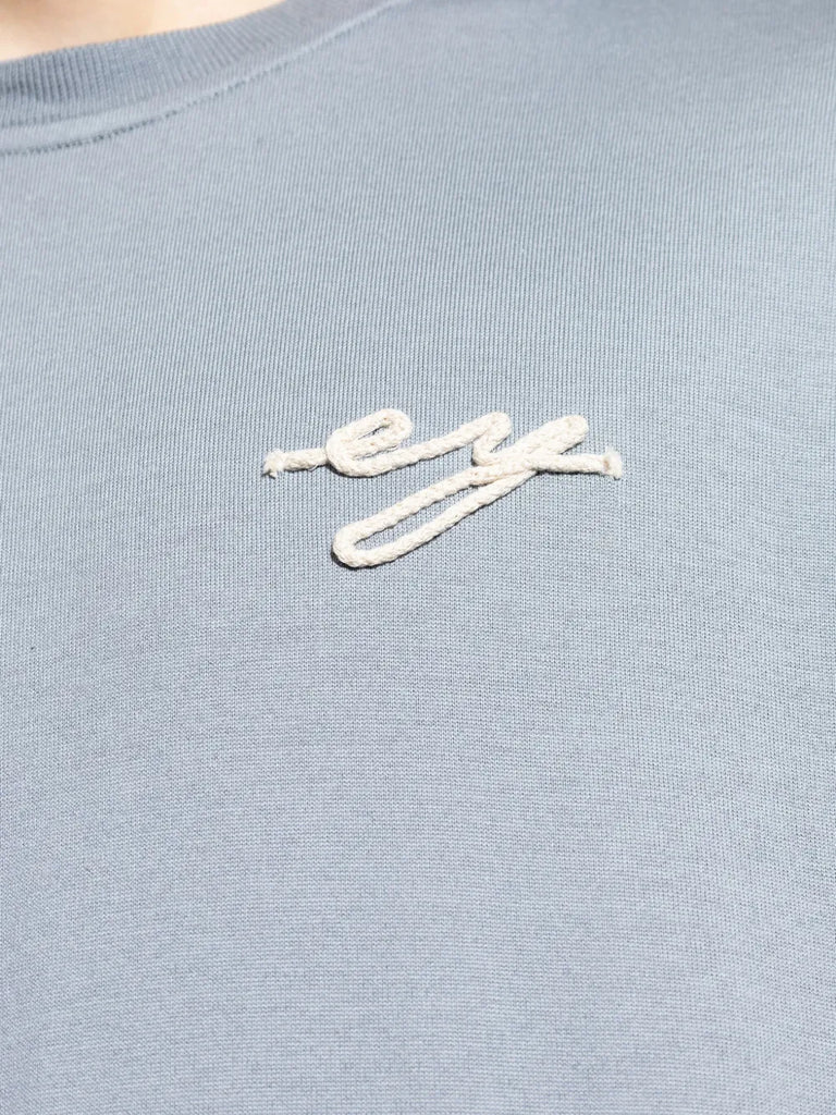 logo-embroidered T-shirt