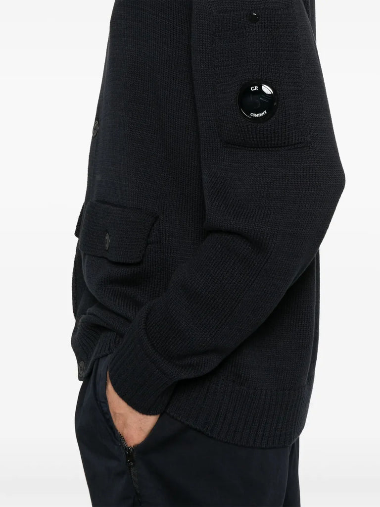 Strickjacke mit Linsendetail 