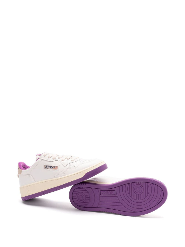 Medalist trainers