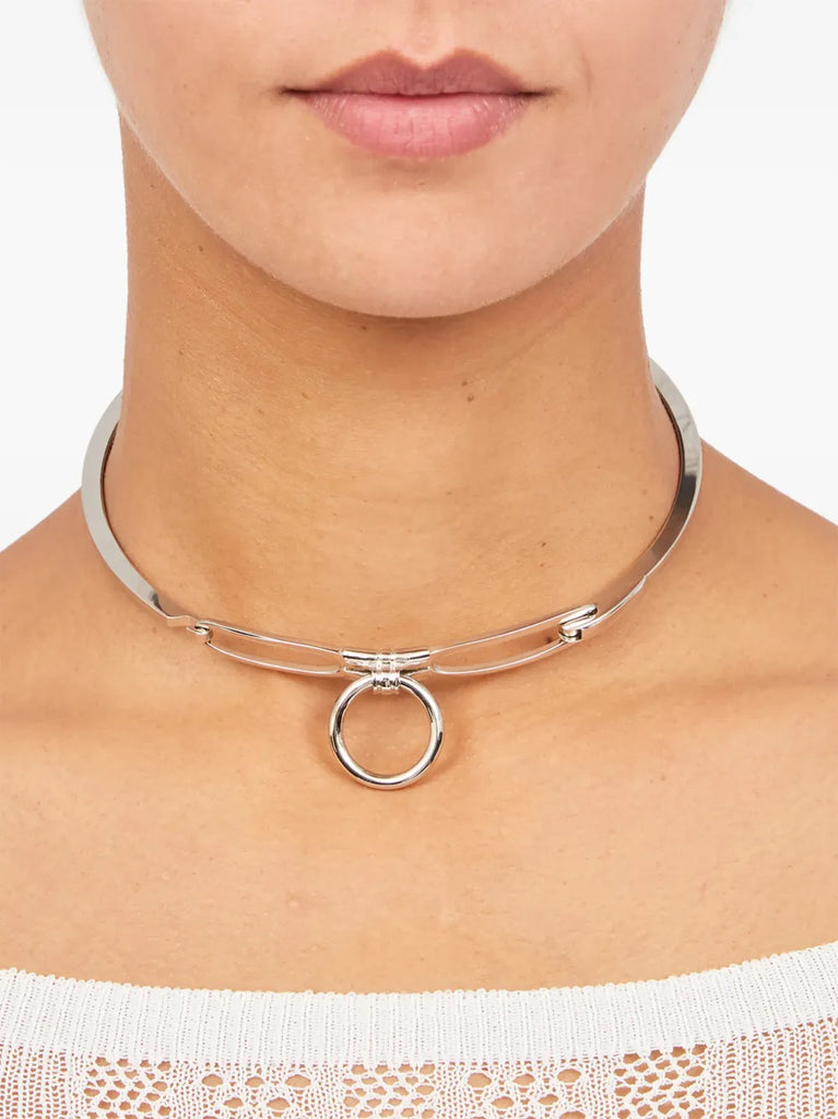 choker necklace