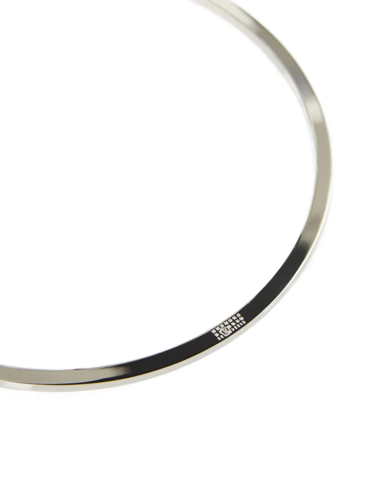 choker necklace