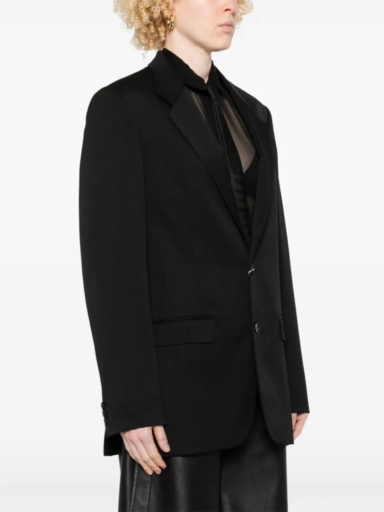 single-breasted blazer