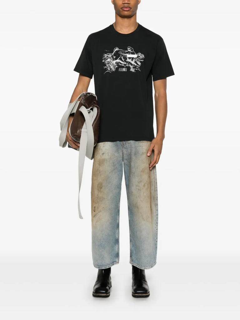 graphic-print T-shirt