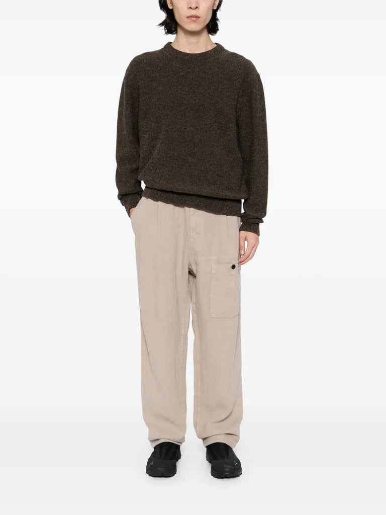 straight-leg trousers