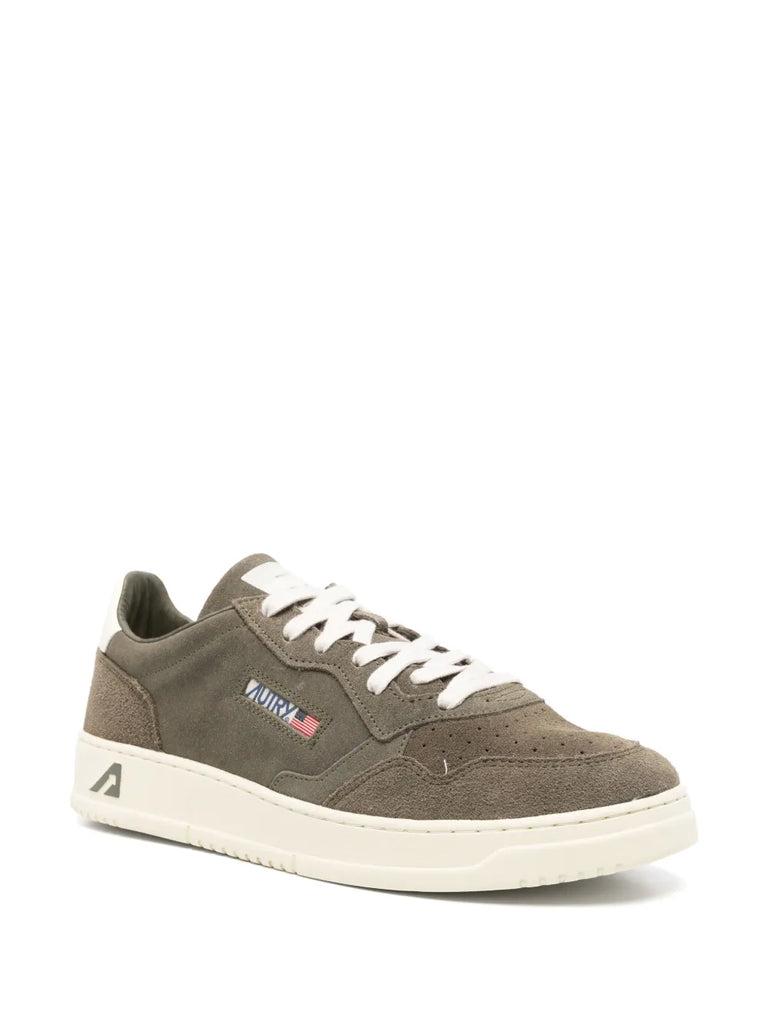 Medalist low sneakers