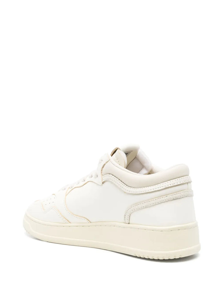 Medalist low sneakers
