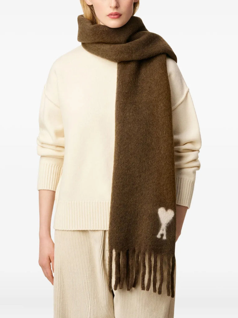 Ami de Coeur scarf