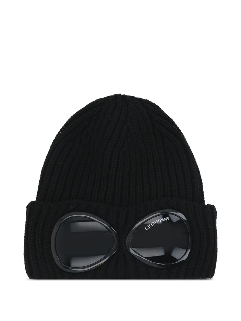 Goggle-lens ribbed beanie