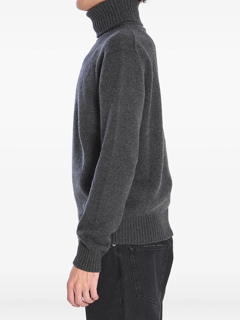 Ribbed turtleneck sweater