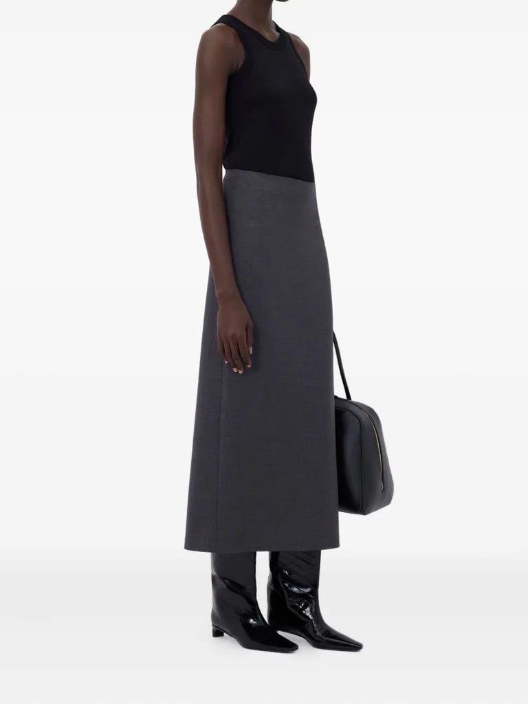 back-vent long pencil skirt