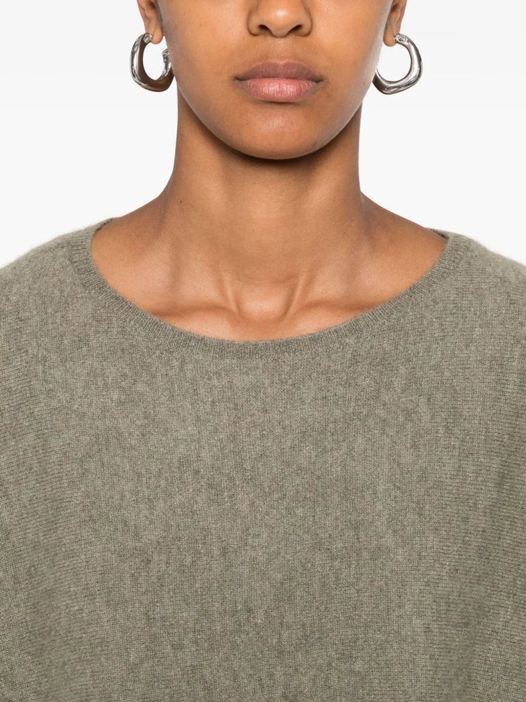 round-neck cashmere jumper