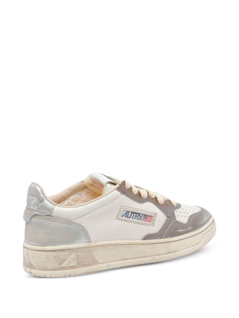 Medalist leather sneakers