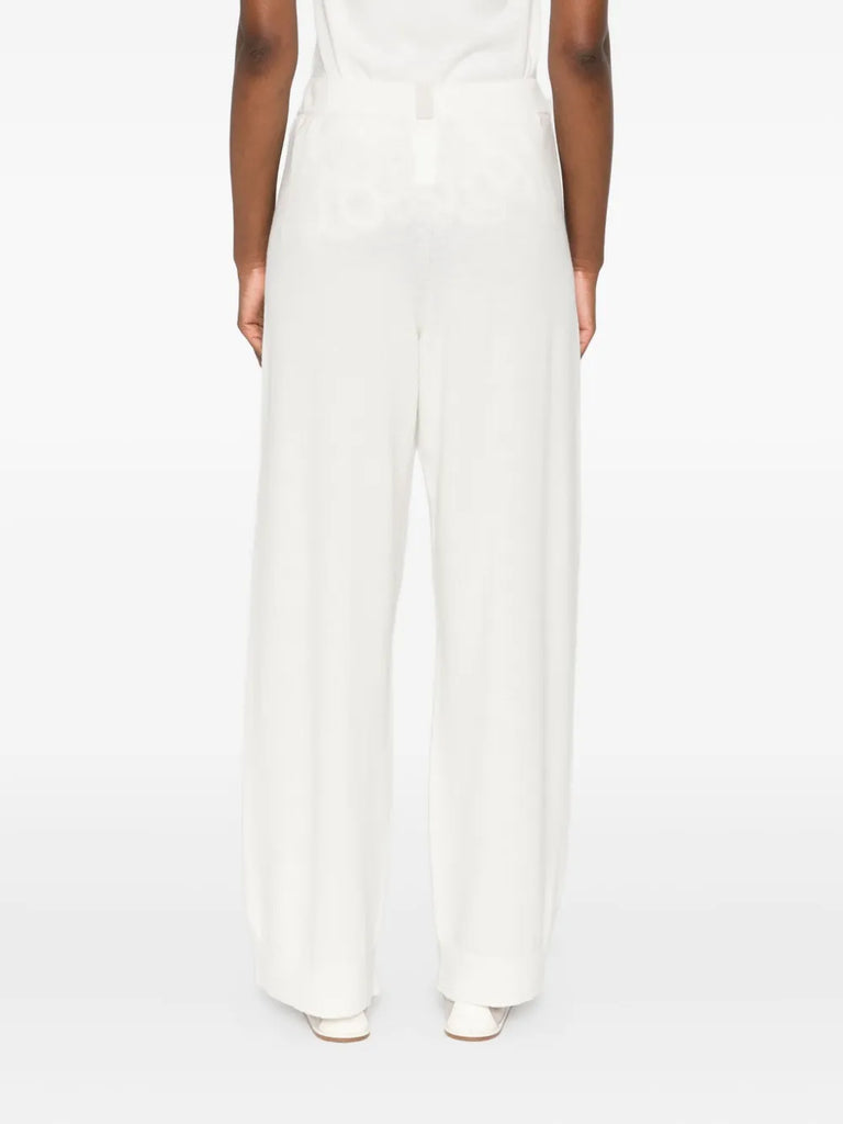 pleated trousers