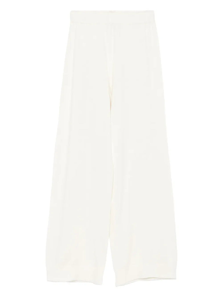 pleated trousers