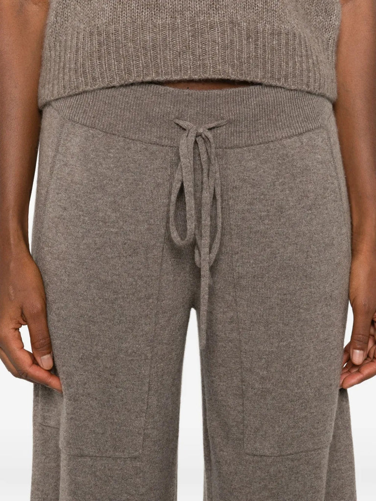 drawstring pocket trousers