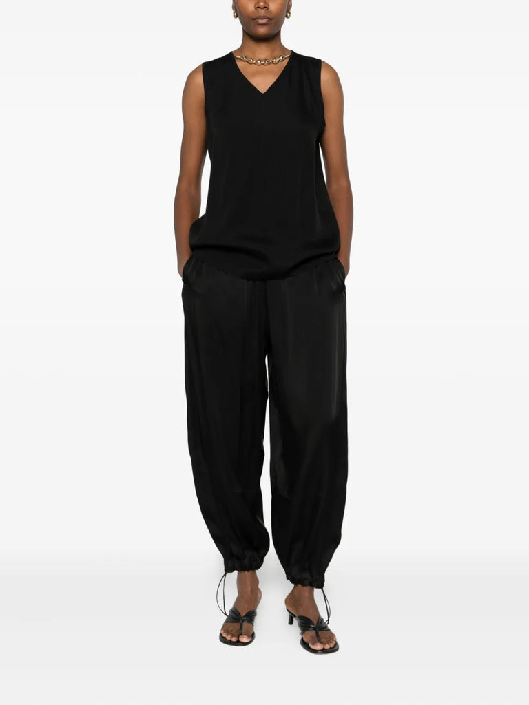 elastic-waist drawstring trousers