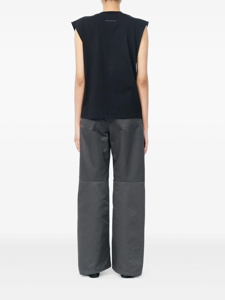 crew-neck vest