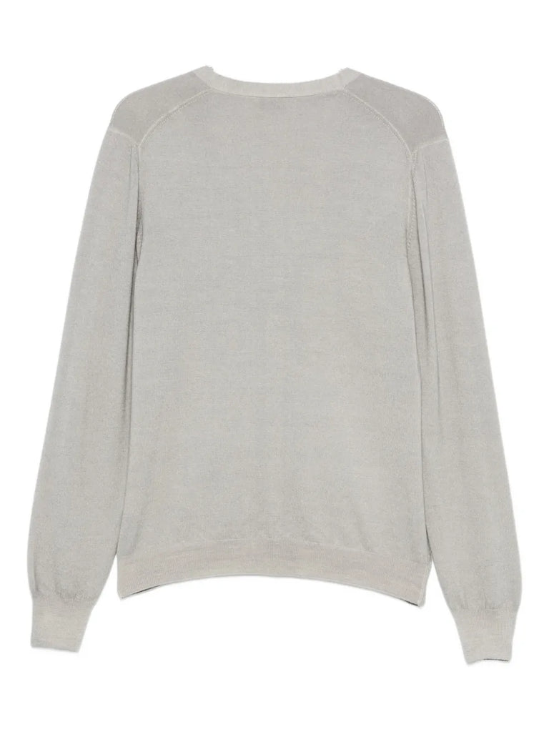 v-neck buttoned cardigan