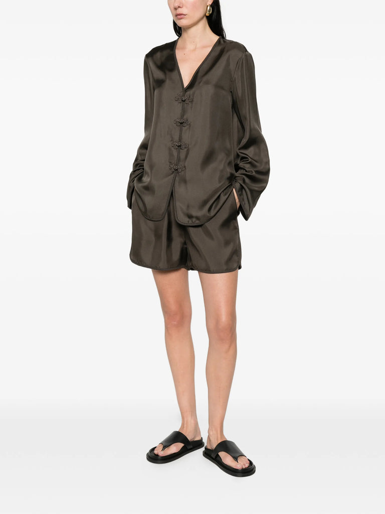 pankou-closure silk blouse
