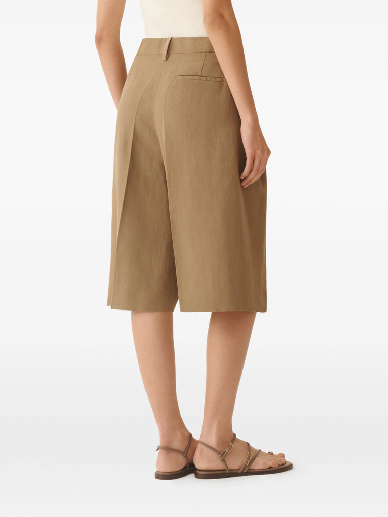 pocket pleated shorts
