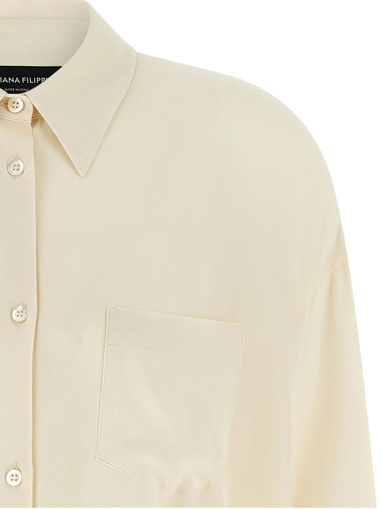 buttoned long-sleeved shirt